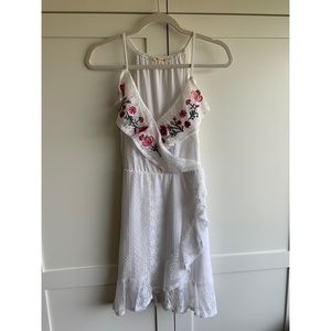 Francesca’s White Summer Dress with floral details